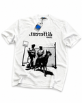 T-SHIRT DIFFERENT